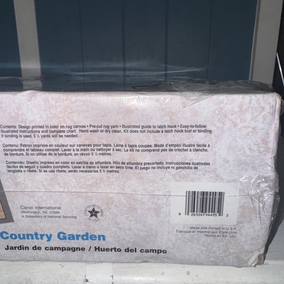 Caron WonderArt Latch Hook Rug Kit Country Garden Roses 34 x 50 New 4495 - Picture 6 of 6